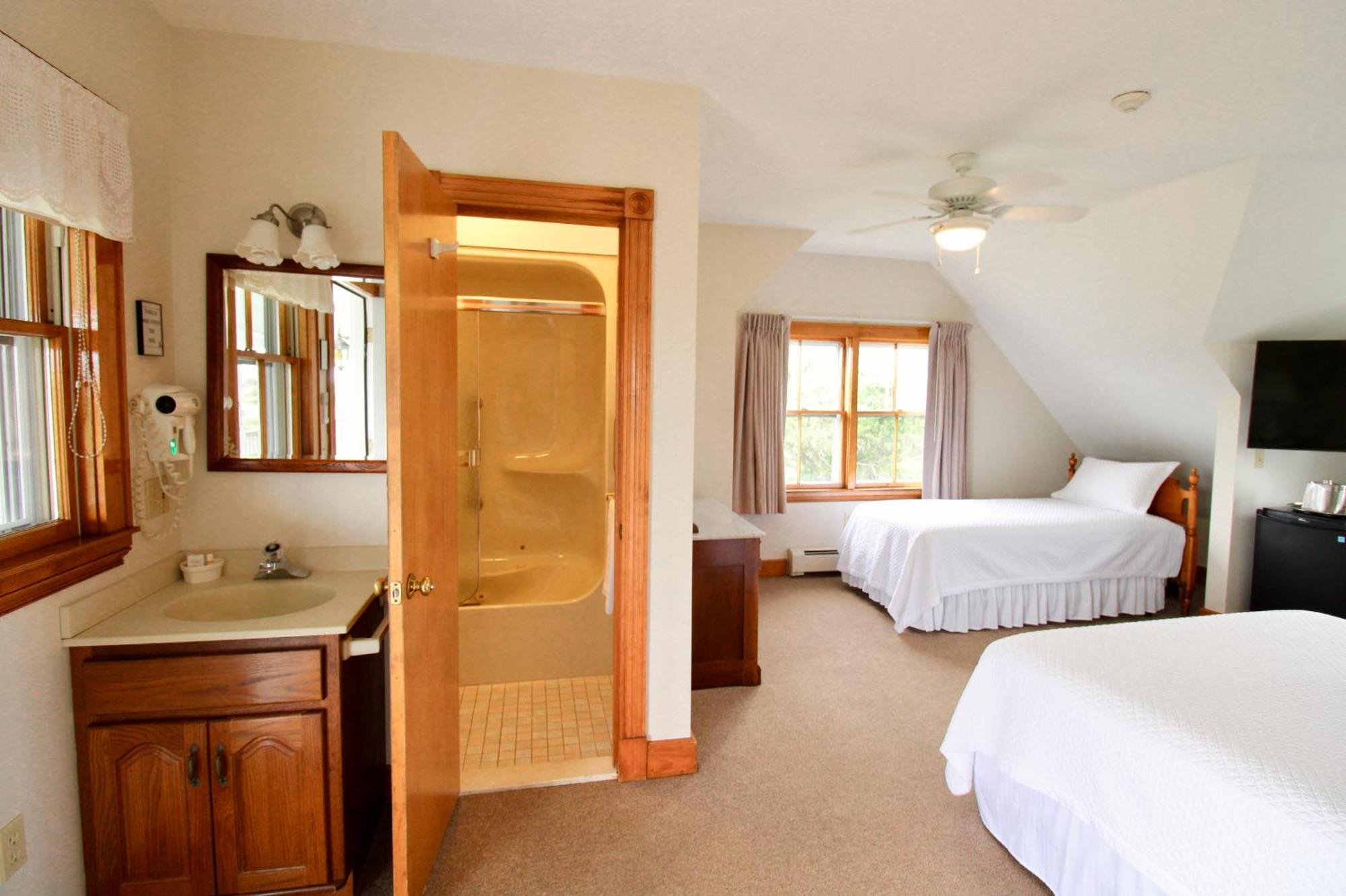نيو شورهام Rose Farm Inn المظهر الخارجي الصورة