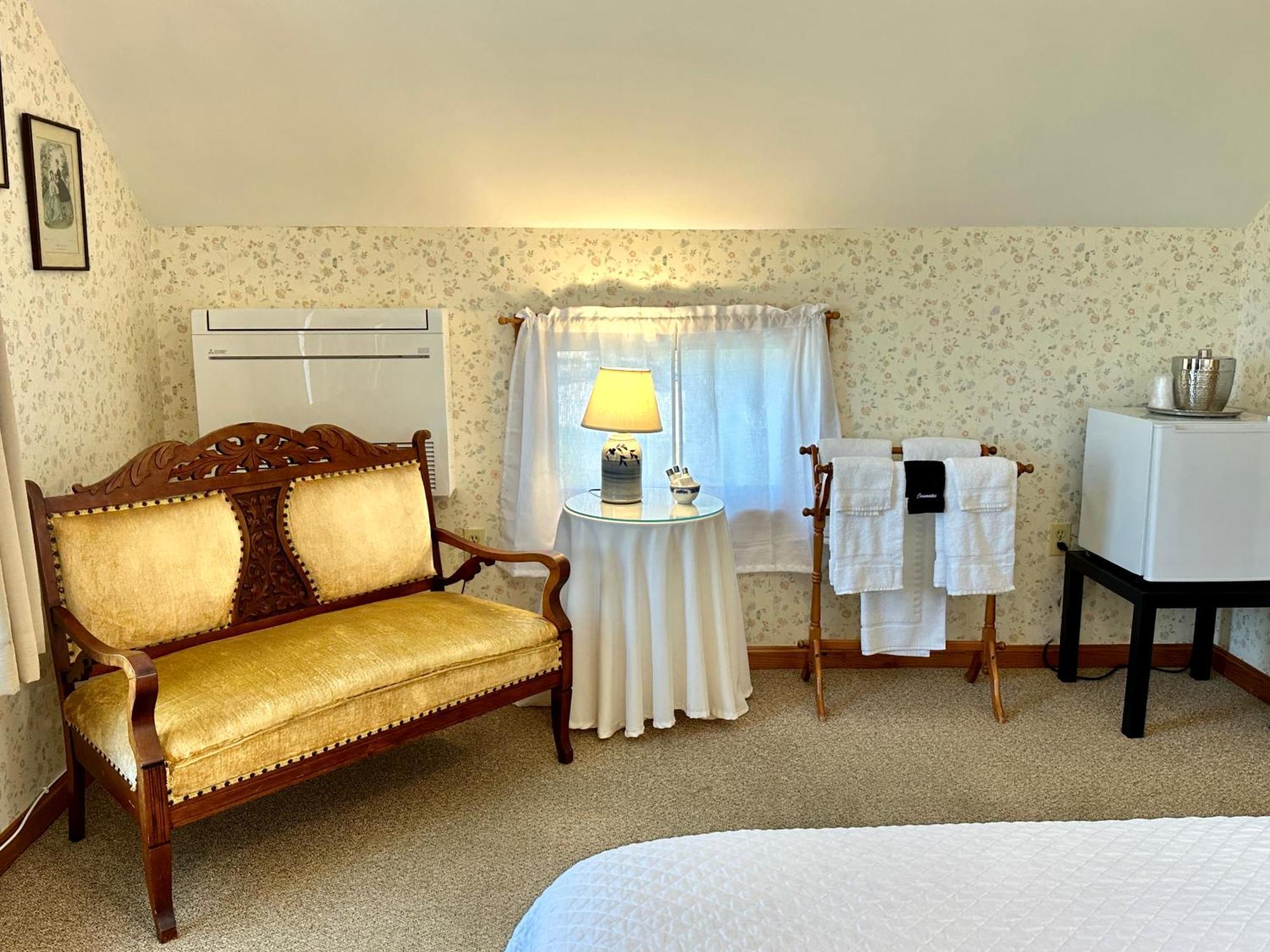 نيو شورهام Rose Farm Inn المظهر الخارجي الصورة