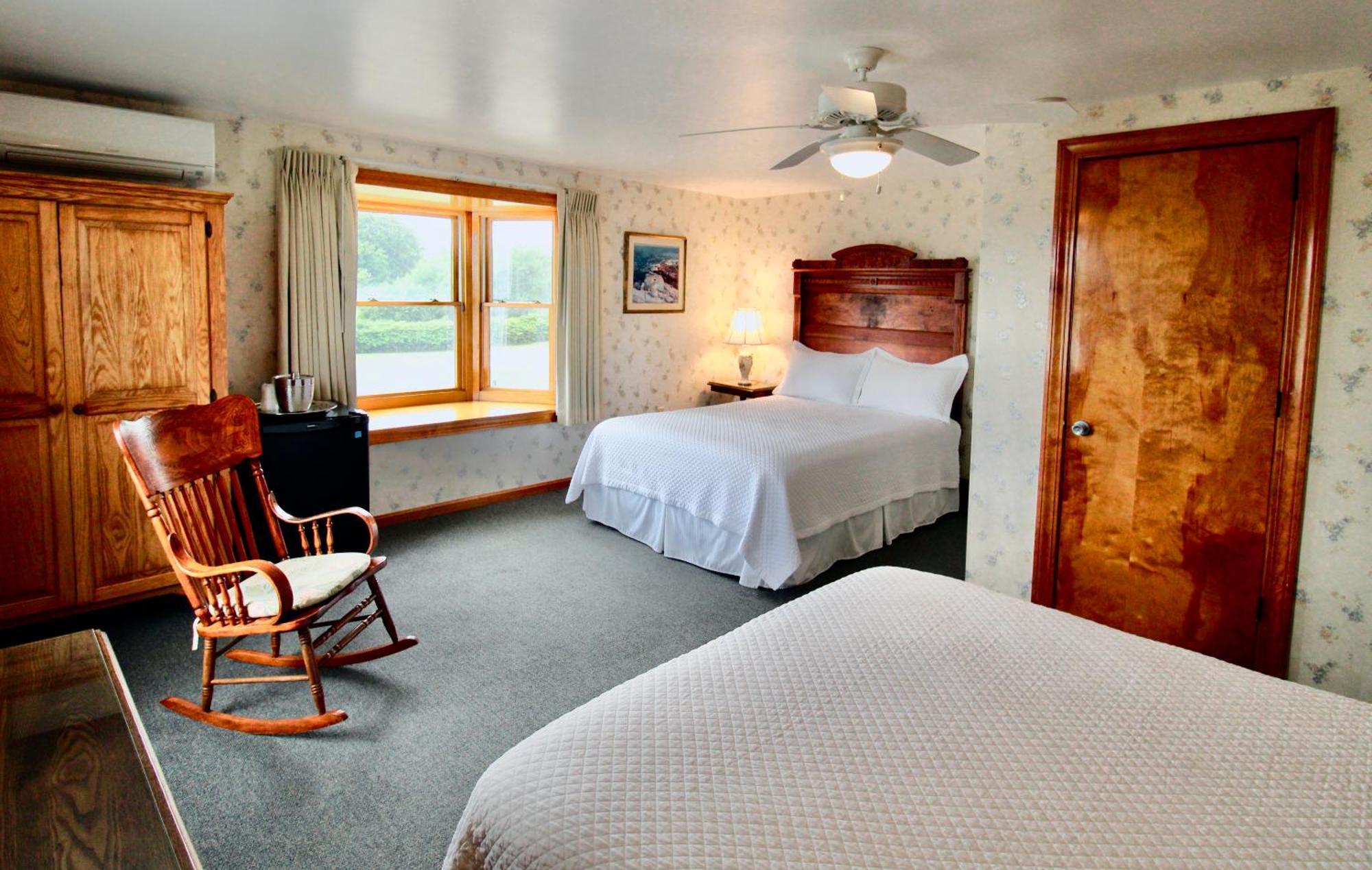 نيو شورهام Rose Farm Inn المظهر الخارجي الصورة